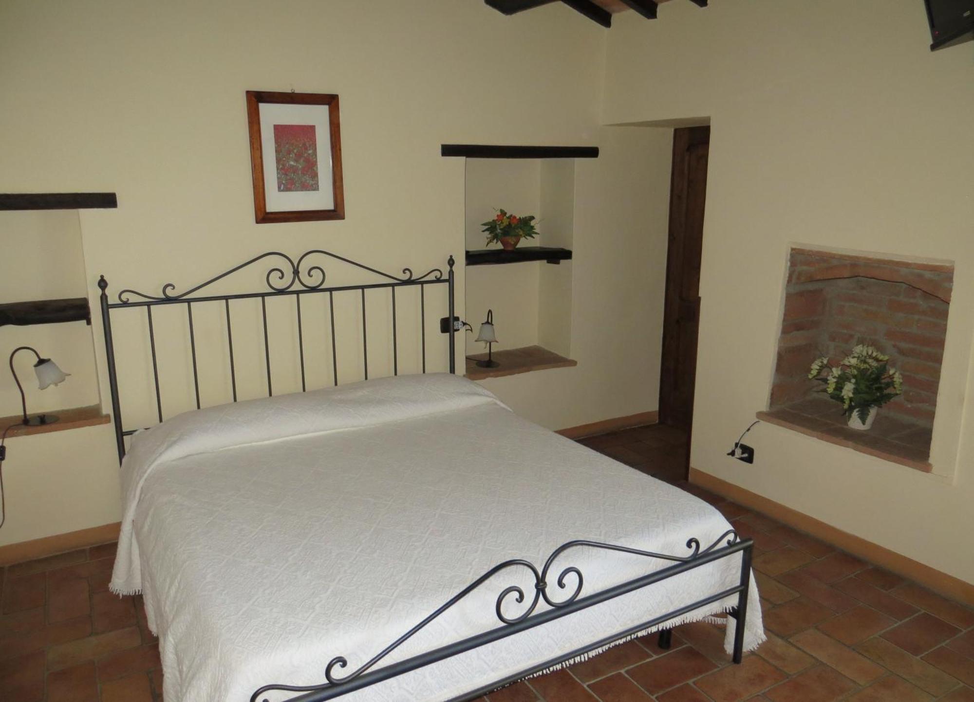 Agriturismo Casale Delle Lucrezie Todi Zewnętrze zdjęcie